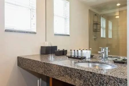 Kasa El Paseo Miami Beach - 121