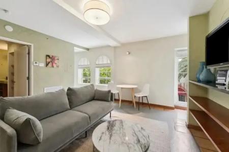 Kasa El Paseo Miami Beach - 55