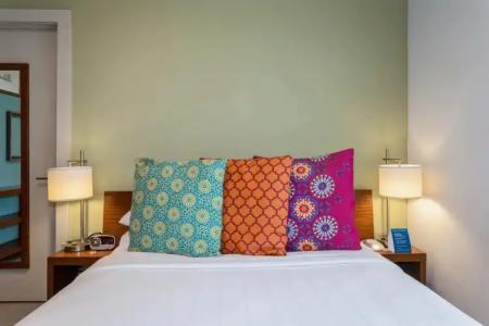 Kasa El Paseo Miami Beach - 60