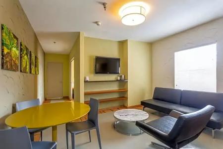 Kasa El Paseo Miami Beach - 151