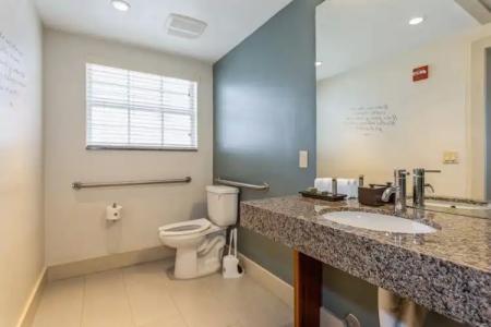 Kasa El Paseo Miami Beach - 81