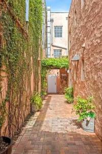 Kasa El Paseo Miami Beach - 33