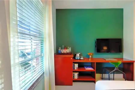 Kasa El Paseo Miami Beach - 87