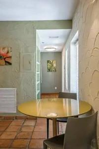 Kasa El Paseo Miami Beach - 188