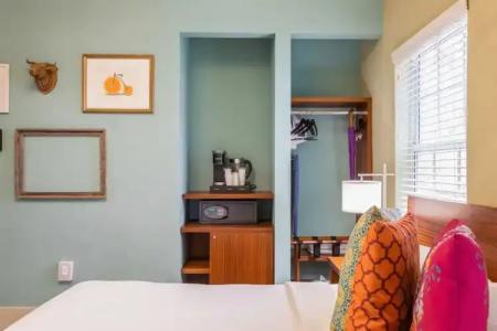 Kasa El Paseo Miami Beach - 78