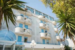 Eden Hotel, Torre Canne