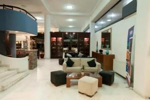 Kassandra Mare, Nea Potidea