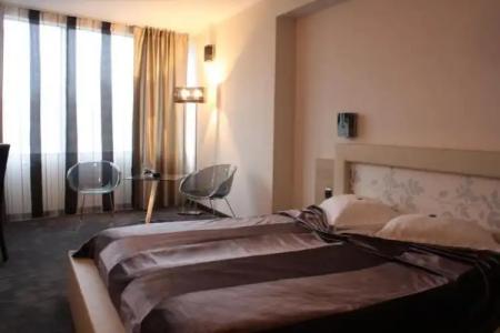 Cosmopolitan & Wellness - 104