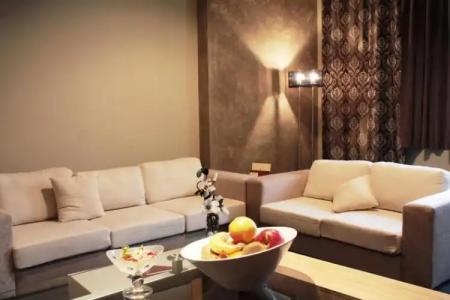 Cosmopolitan & Wellness - 103