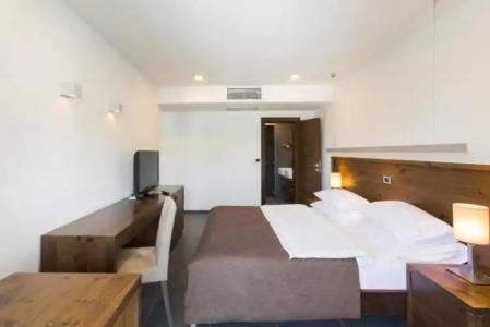 Avala Resort & Villas - 54