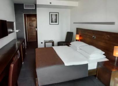 Avala Resort & Villas - 57