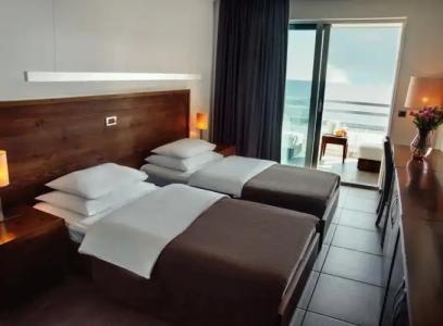 Avala Resort & Villas - 60