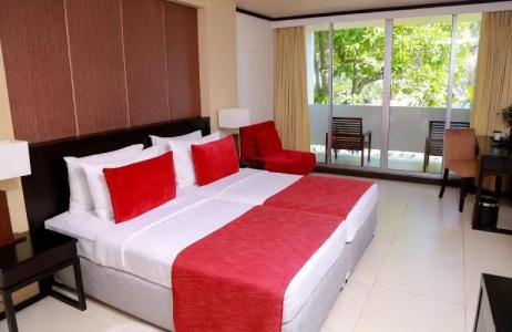 Pegasus Reef - A Beach Resort in Colombo - 45