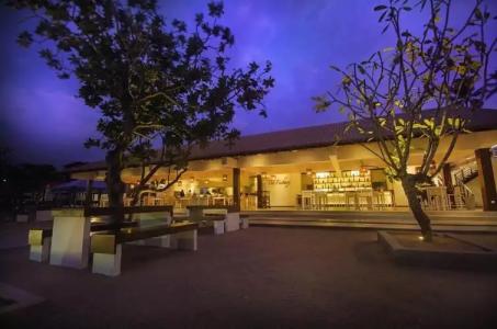 Pegasus Reef - A Beach Resort in Colombo - 38