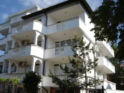 Guest House Alarlievi - 0