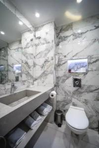 Saint George & Medical Spa - 121