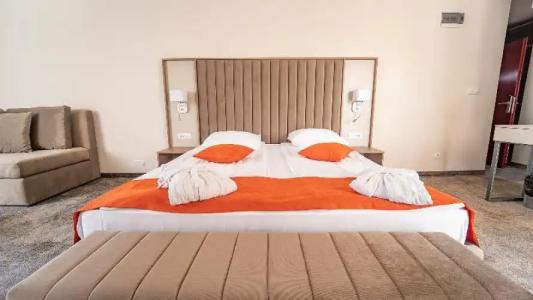 Saint George & Medical Spa - 162