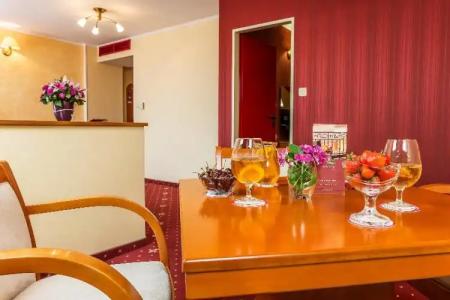 Saint George & Medical Spa - 114