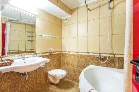 Saint George & Medical Spa - 118