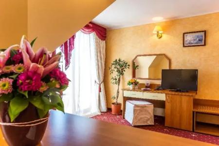 Saint George & Medical Spa - 117