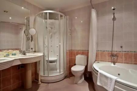 Ramada by Wyndham Plovdiv Trimontium - 39