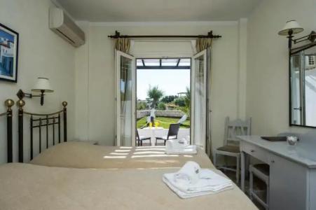 Contaratos Beach - 98