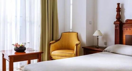 The Cliff Beach & Spa Resort - 53