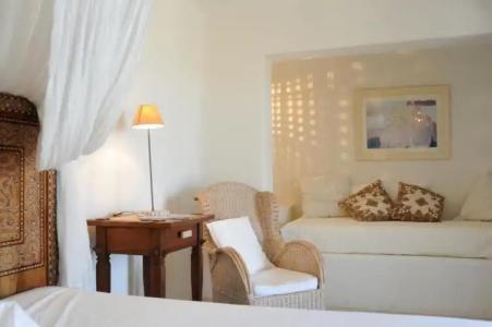 Aigis Suites - 120