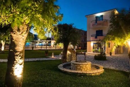 Akroyiali Resort - 13