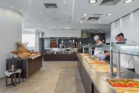 Avra Beach Resort - 13