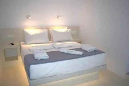 Virginia Studios - 26