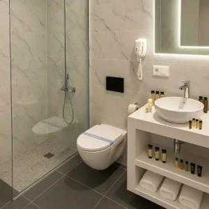 Virginia Studios - 35