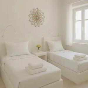 Virginia Studios - 31