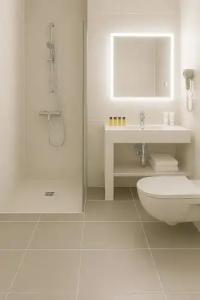 Virginia Studios - 40