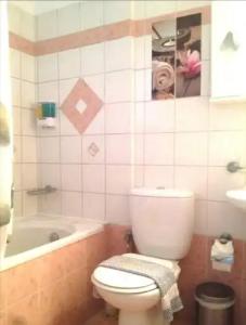 Virginia Studios - 13