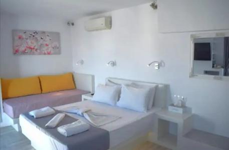 Virginia Studios - 27