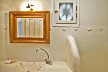 Onar and Suites - 130