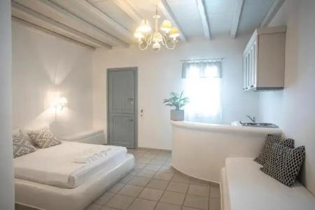 Onar and Suites - 124