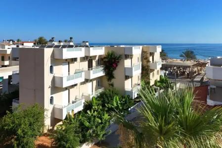 Smaragdine Beach - 14