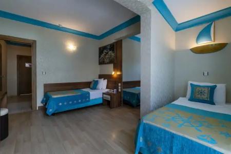 Daima Biz - Dolusu Aquapark Access - 111