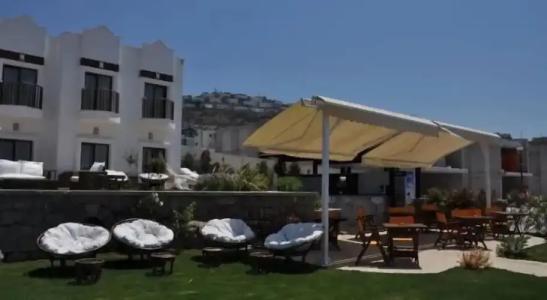 Veltur Small Beach - 4