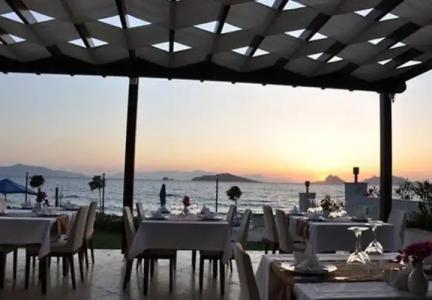 Veltur Small Beach - 12