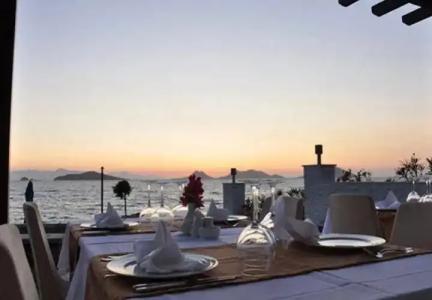 Veltur Small Beach - 14