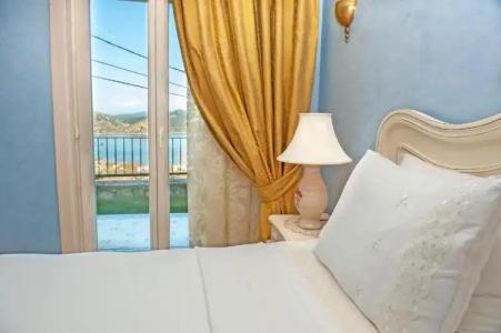 Swan Lake - Adult Only - 56