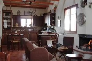Country Hotel Triantafillies, Portaria
