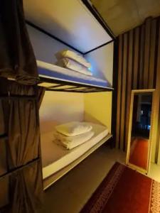 Karvi Hostel & Suites - 4