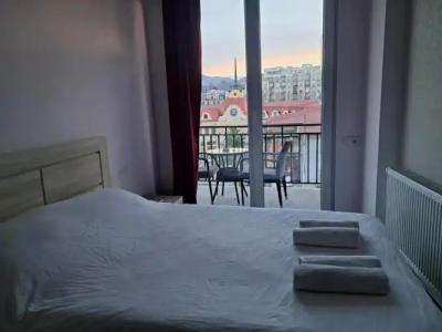 Karvi Hostel & Suites - 11