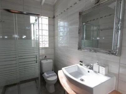 The Old Town Hall - 27