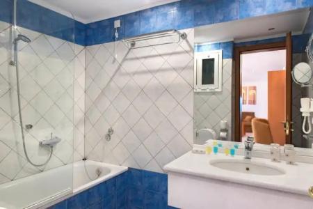 Pyrgos Boutique & Suites - 77