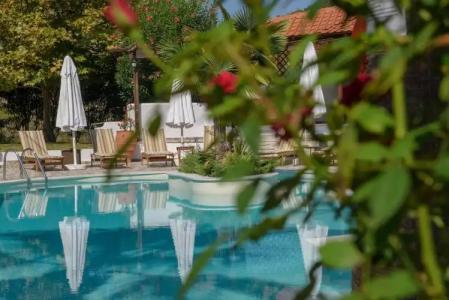 Pyrgos Boutique & Suites - 8